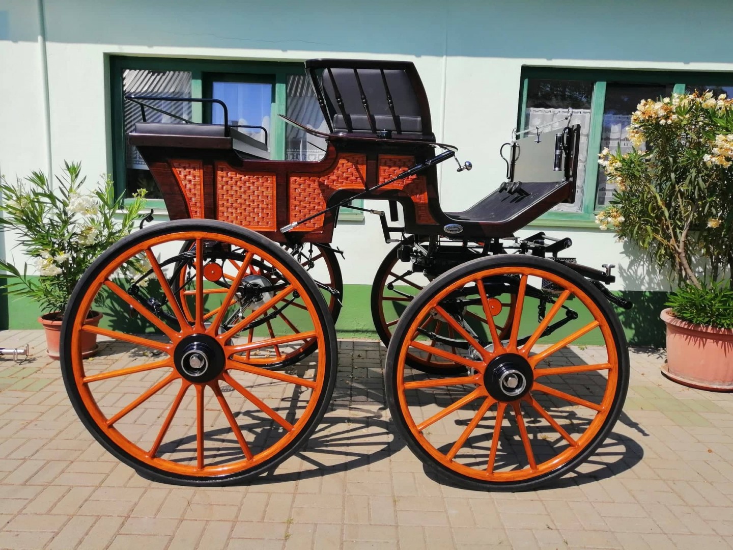 Img 690090f9b63577.50554872